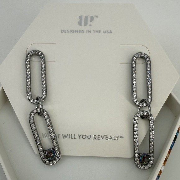 8P Jewelry - BP "Dreaming of This Day" June 2025 B-day Alexandrite Hematite Earrings ER16940‎